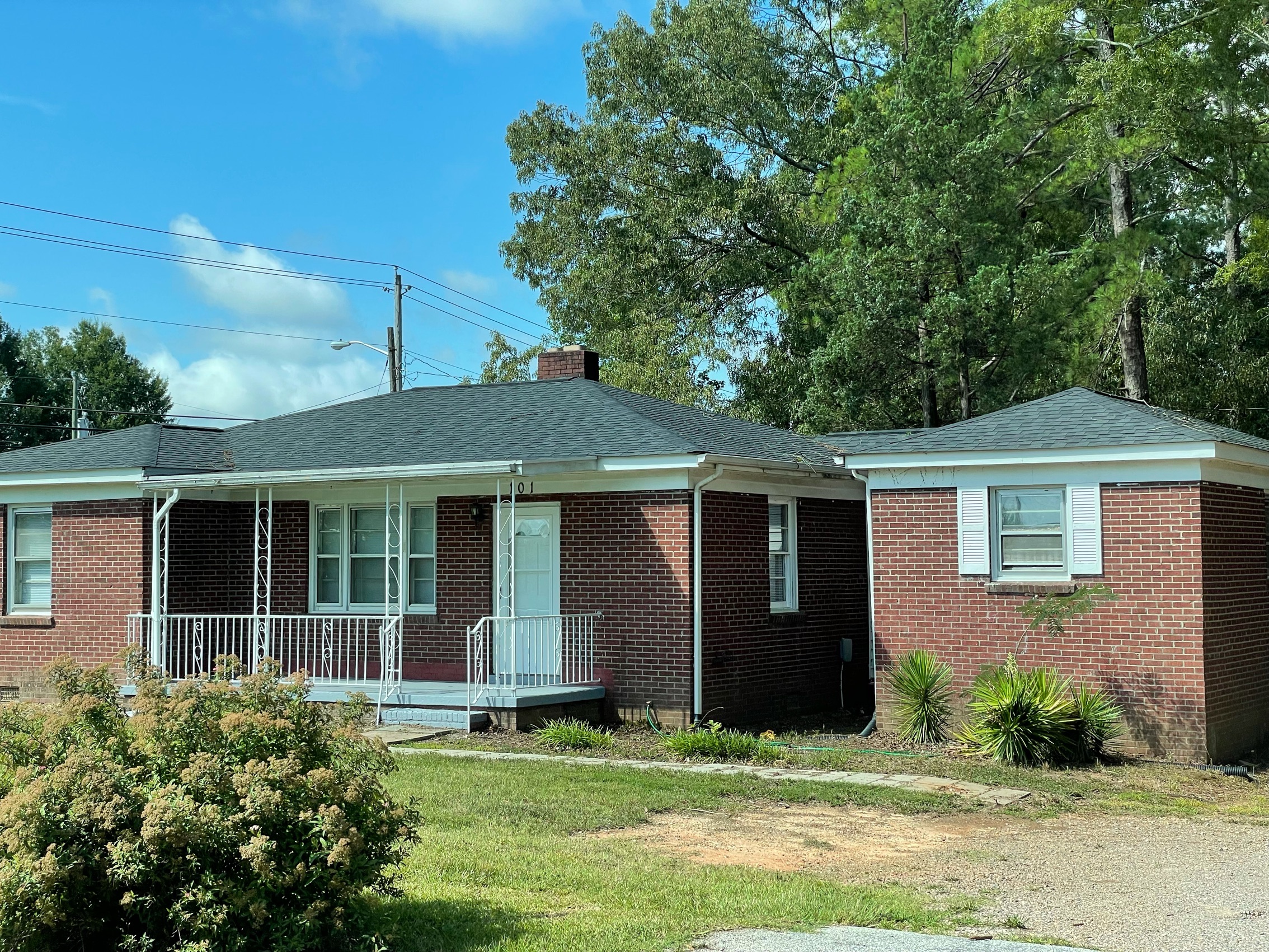 Roark Rentals of The Whitmire Agency Home